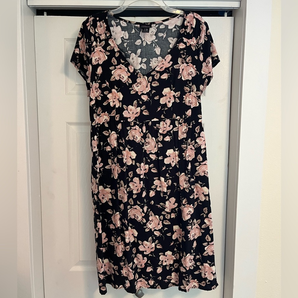 Motherhood Black and Pink Floral Midi Dress